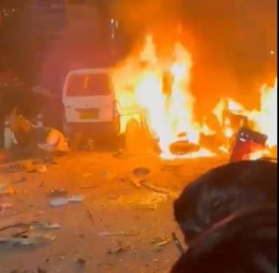 ചെങ്കോട്ടയ്ക്ക് സമീപത്തെ സ്ഫോടനം; ഡൽഹിയിൽ അതീവ ജാഗ്രതാ നിർദേശം