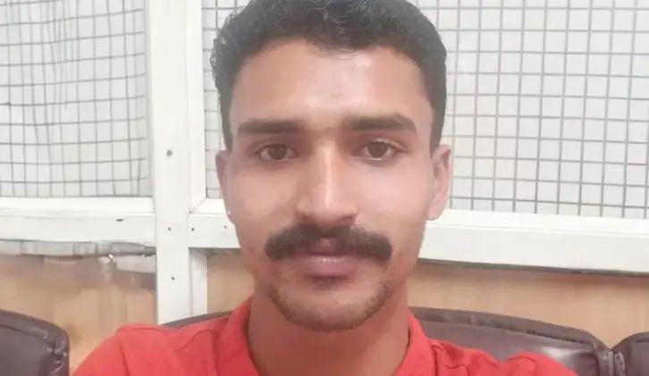 മന്ത്രി വി അബ്ദുറഹിമാന്റെ സ്റ്റാഫ് അംഗം ക്വാര്‍ട്ടേഴ്‌സില്‍ മരിച്ച നിലയില്‍