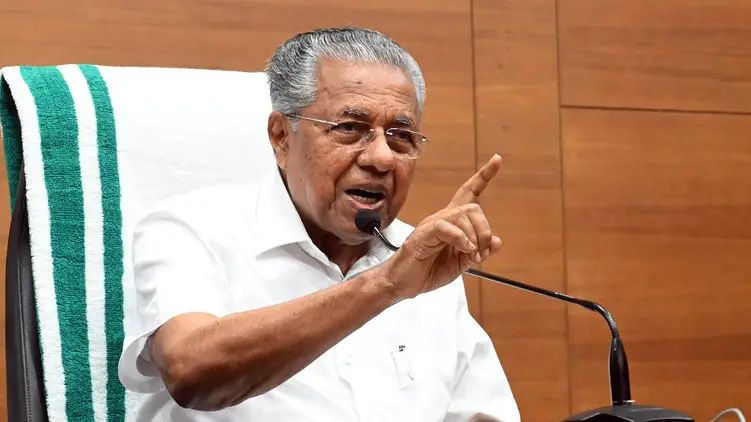 സ്ത്രീകളുടെ അഭിമാനത്തെ ചോദ്യം ചെയ്യുന്ന പ്രവൃത്തി ഉണ്ടായാല്‍ കര്‍ശന നടപടി: മുഖ്യമന്ത്രി