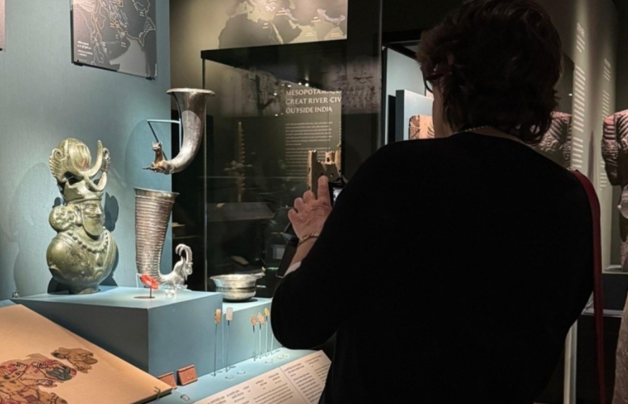 കുവൈത്തും ഇന്ത്യയും തമ്മിലുള്ള സാംസ്കാരിക ബന്ധം, മുംബൈ എക്‌സിബിഷനിൽ 