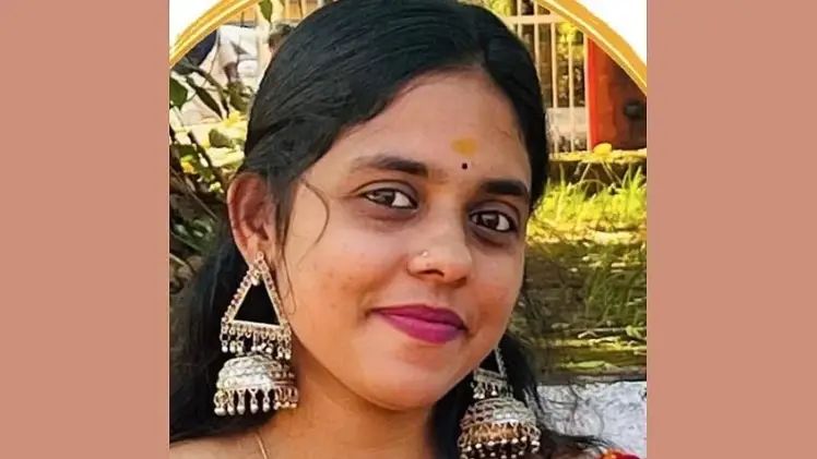 6 മാസം മുമ്ബ് വിവാഹം; ഭര്‍ത്താവുമൊത്ത് സ്വന്തം വീട്ടിലെത്തിയ നവവധു ‌മരിച്ച നിലയില്‍