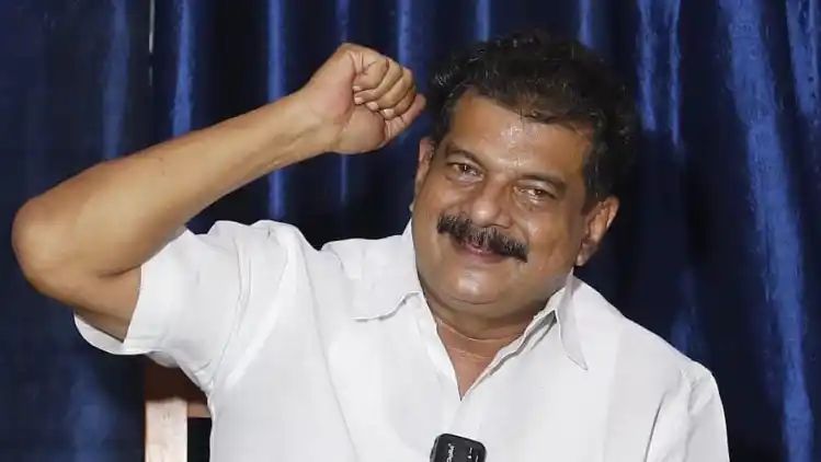 ലീഗിന്റെ പോഷക സംഘടനയുടെ പരിപാടിയില്‍ പി വി അന്‍വറിന് ക്ഷണം; രാഷ്ട്രീയ വിവാദം