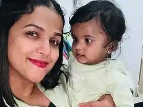 ഷാര്‍ജയില്‍ മരിച്ച വിപഞ്ചികയുടെ മകള്‍ വൈഭവിയുടെ മൃതദേഹം സംസ്കരിച്ചു
