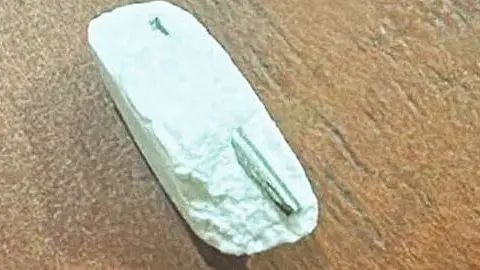 മണ്ണാര്‍ക്കാട്ട് എട്ടുവയസുകാരന് നല്‍കിയ ഗുളികയില്‍ കമ്ബിക്കഷണം, പരാതി