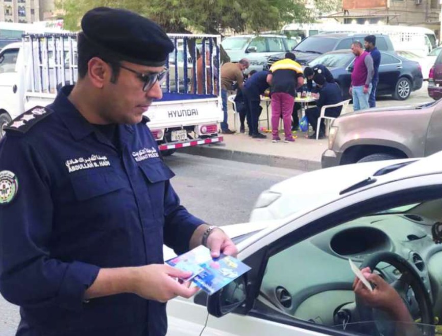 ആശുപത്രികൾക്ക് മുന്നിൽ അനധികൃത പാർക്കിംഗ്; 24 മണിക്കൂറിനിടെ 333 പേർക്ക് പിഴ, നിയമലംഘകരുടെ വാഹനങ്ങൾ പിടിച്ചെടുത്തു