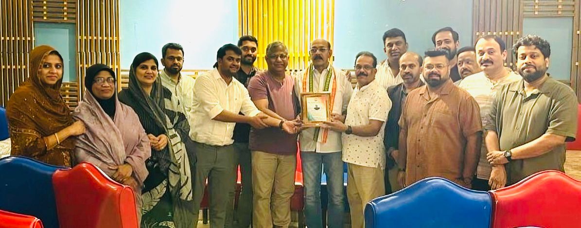 ഓ.ഐ.സി.സി. കോഴിക്കോട് ജില്ലാ കമ്മിറ്റി ഹമീദ് കേളോത്തിന് യാത്രയയപ്പ് നൽകി
