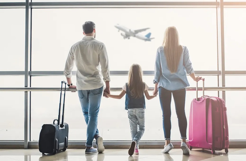 ഫാമിലി വിസക്ക് 800 ദിനാർ ശമ്പളം, വിസിറ്റ് വിസ കുടുംബവിസയിലേക്ക് മാറ്റാം, വിസനിയമങ്ങളിൽ വൻ മാറ്റങ്ങളുമായി കുവൈറ്റ് 