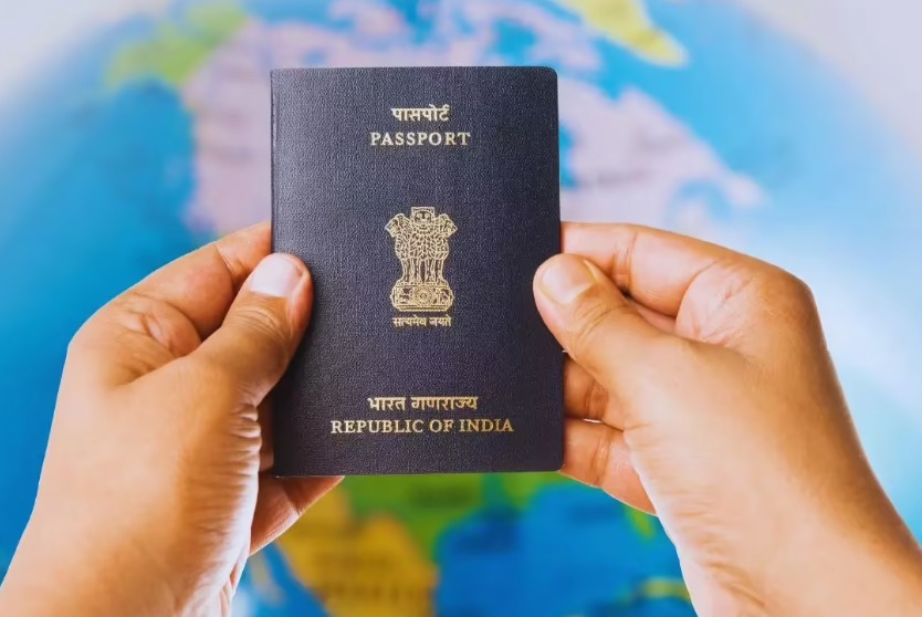 ഇന്ത്യയിൽ ട്രാഫിക് നിയമലംഘനം; പാസ്‌പോർട്ട് പുതുക്കൽ നിഷേധിച്ചു; ഗുജറാത്ത് ഹൈക്കോടതിയിൽ ഹർജി