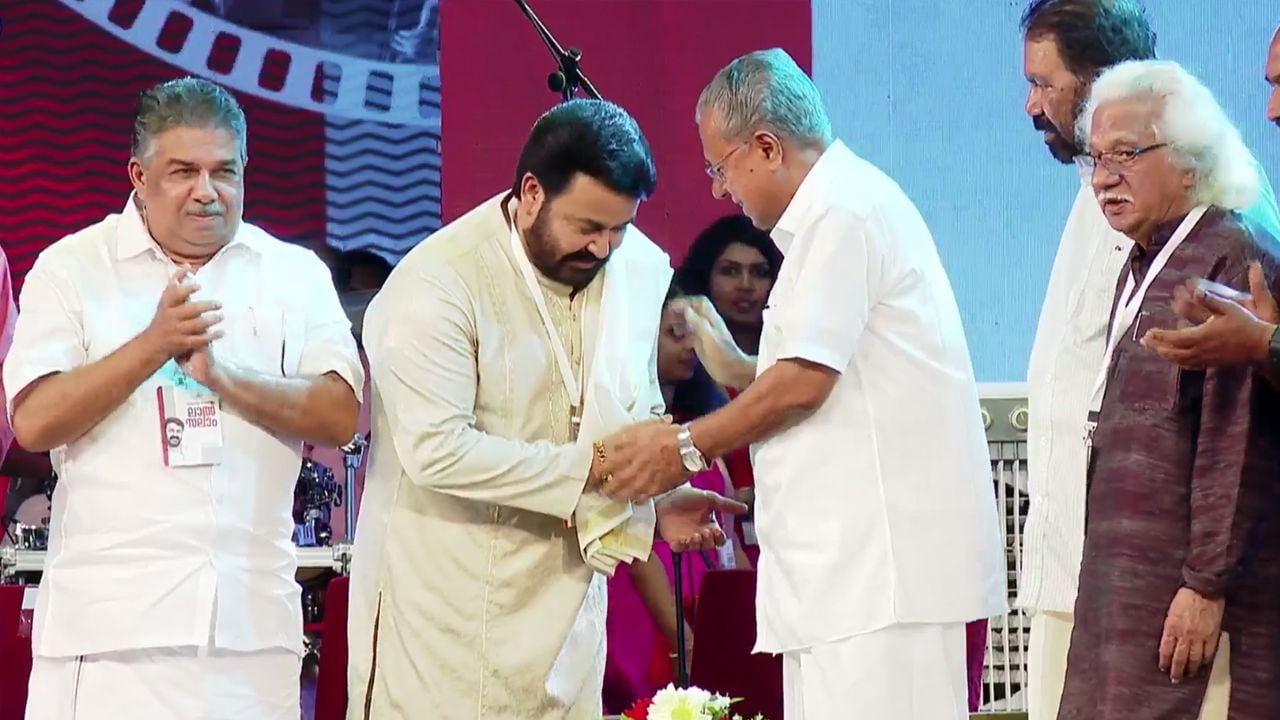 ആനക്കൊമ്പ് കേസ്; മോഹന്‍ലാലിനും സര്‍ക്കാരിനും തിരിച്ചടി