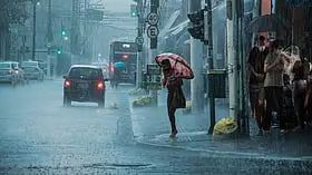 സംസ്ഥാനത്ത് തീവ്രമഴ മുന്നറിയിപ്പ്; രണ്ട് ജില്ലകളില്‍ ഓറഞ്ച് അലര്‍ട്ട്, ഏഴിടത്ത് യെല്ലോ, അടുത്ത അഞ്ച് ദിവസം മഴ കനക്കും