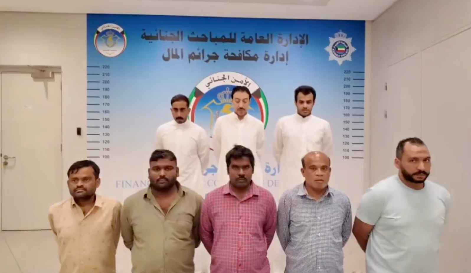 കുവൈത്തിൽ പെട്രോളിയം ഉൽപ്പന്നങ്ങൾ കടത്തിയ സംഘം പിടിയിൽ; മുനിസിപ്പാലിറ്റി, ആഭ്യന്തര മന്ത്രാലയം ജീവനക്കാരും അറസ്റ്റിൽ