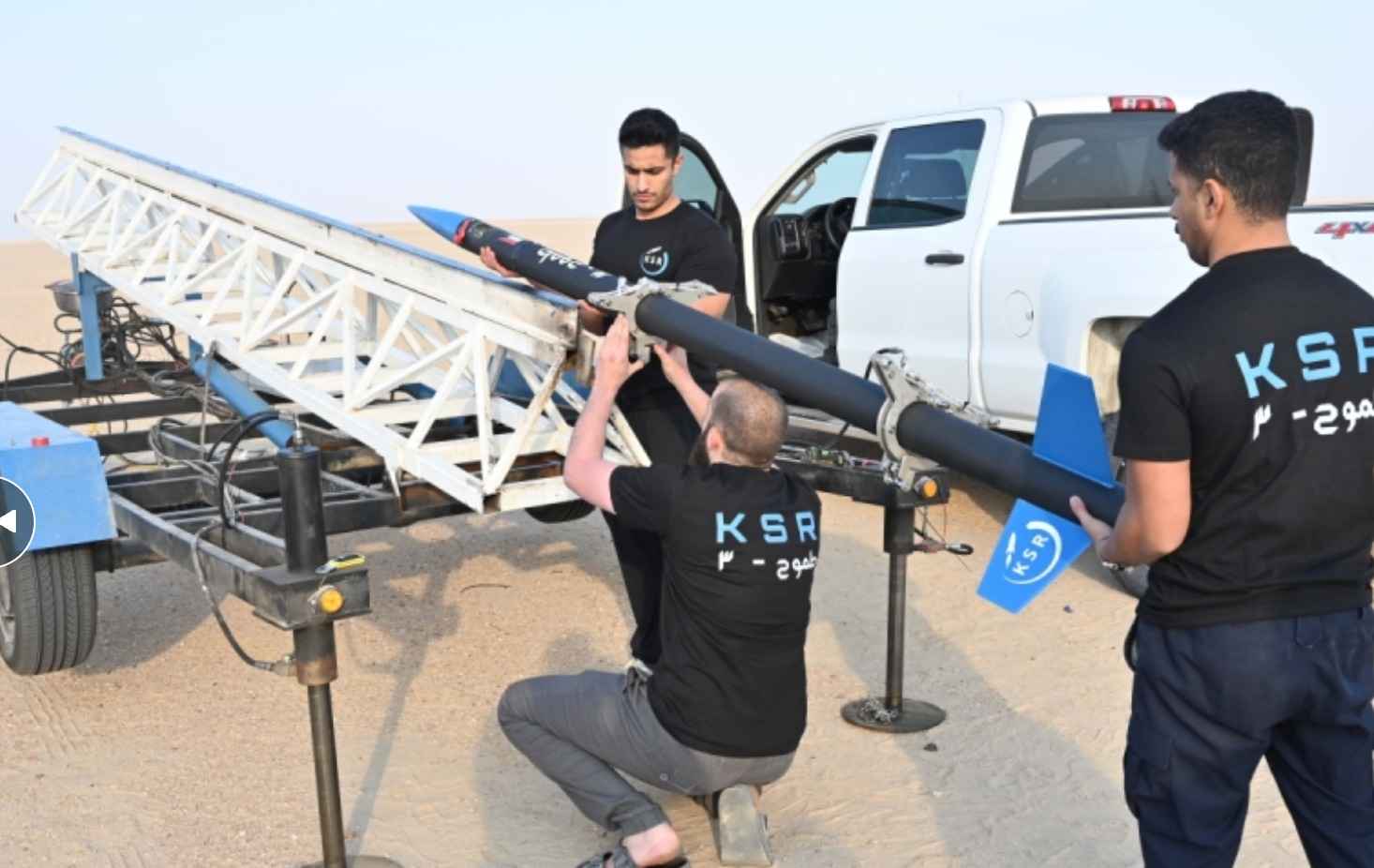 അംബരചുംബിയായി 