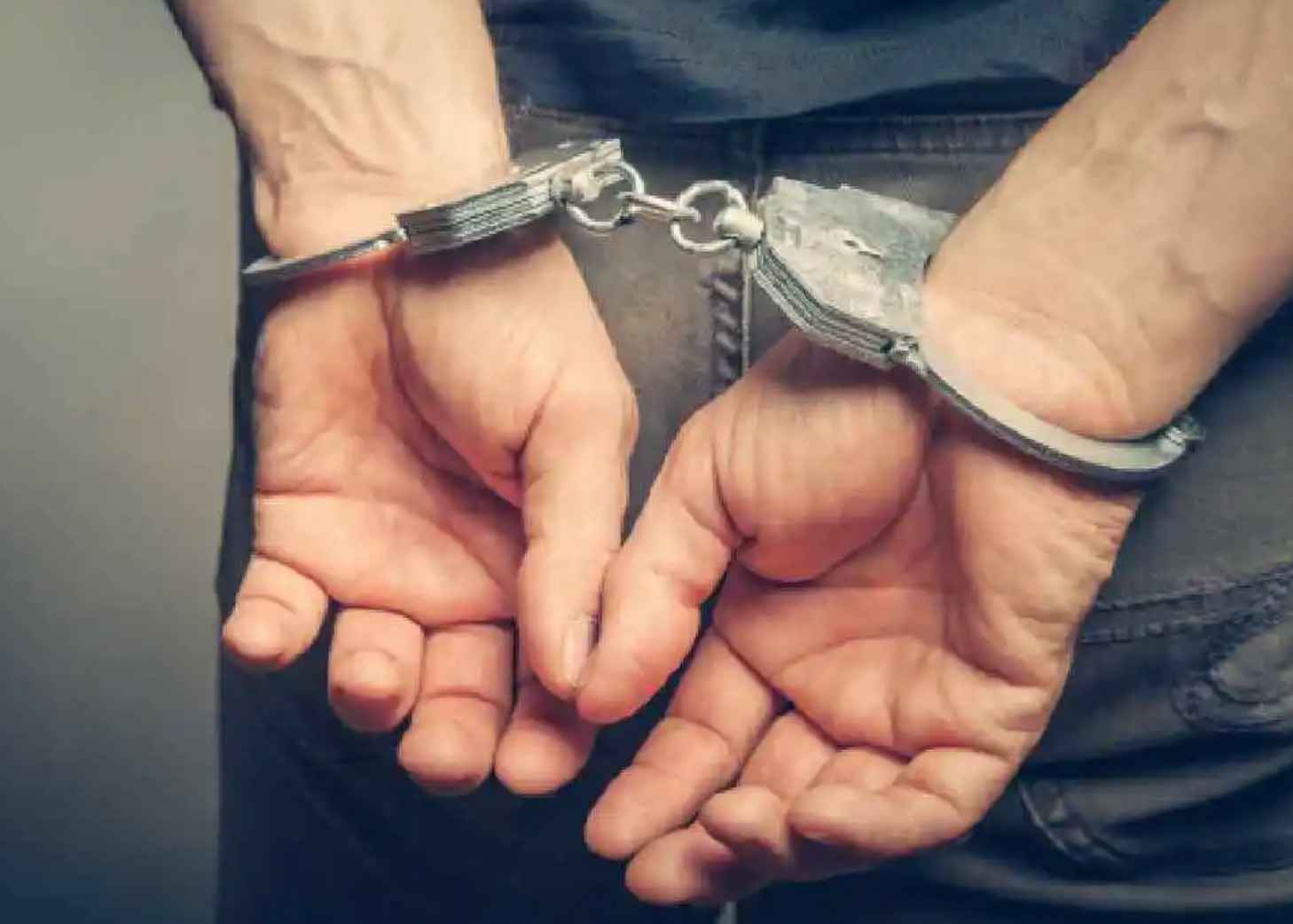 ആഭ്യന്തര മന്ത്രാലയത്തിലെ വിരമിച്ച ഉദ്യോഗസ്ഥന് കഠിനതടവ്: വാഹന മോഷണത്തിനും കവർച്ചാ ശ്രമത്തിനും ശിക്ഷ