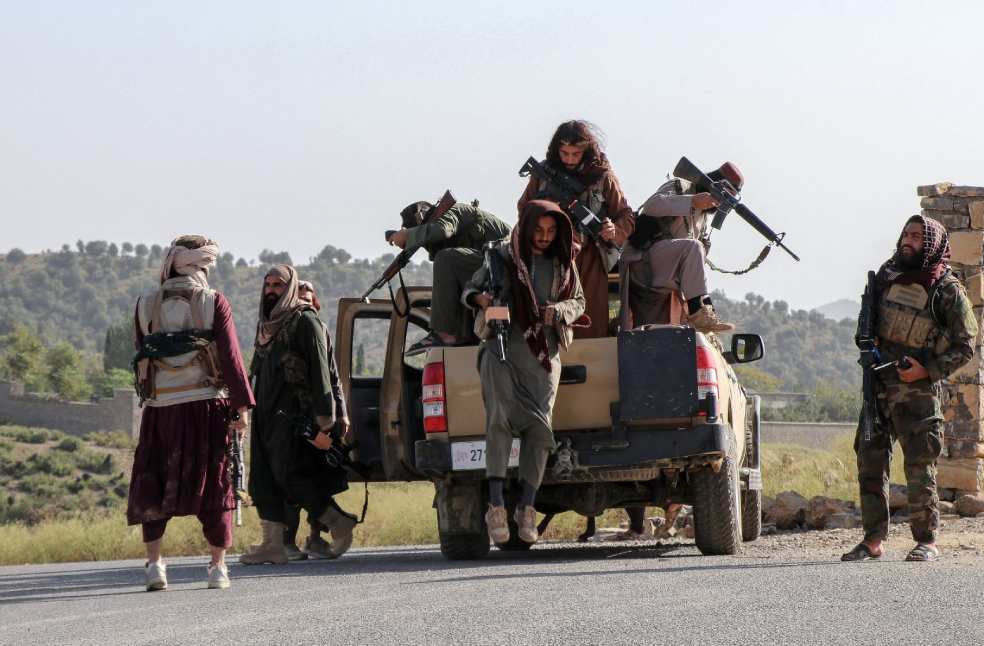 Pakistan-Afghanistan Border Conflict Escalates with Military and Civilian Casualties