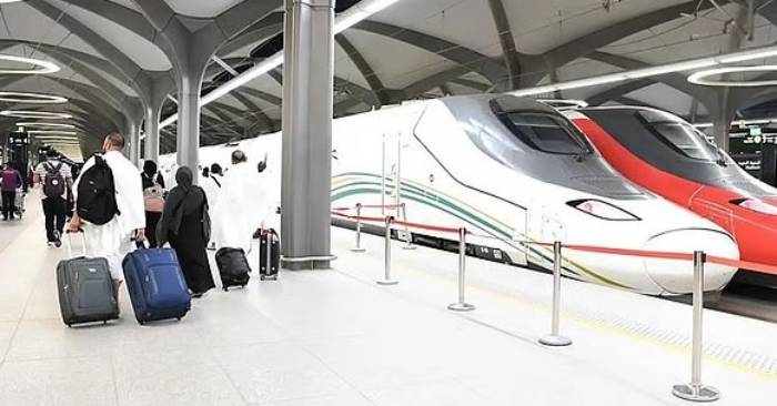 Hajj 2025: How to Travel from Jeddah Airport to Mecca – A Guide for Pilgrims