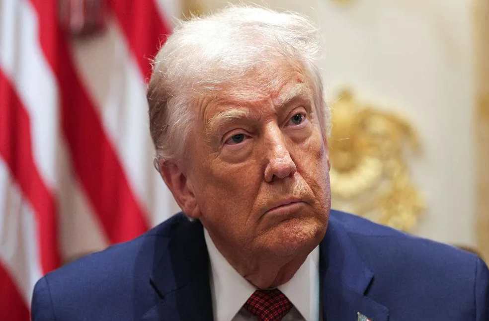 Trump Orders Total Blockade of Venezuelan Oil Tankers, Caracas Calls It 