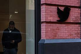 TWITTER PROHIBITS EMPLOYEES FROM ENTERING OFFICES UNTIL THE FOLLOWING WEEK