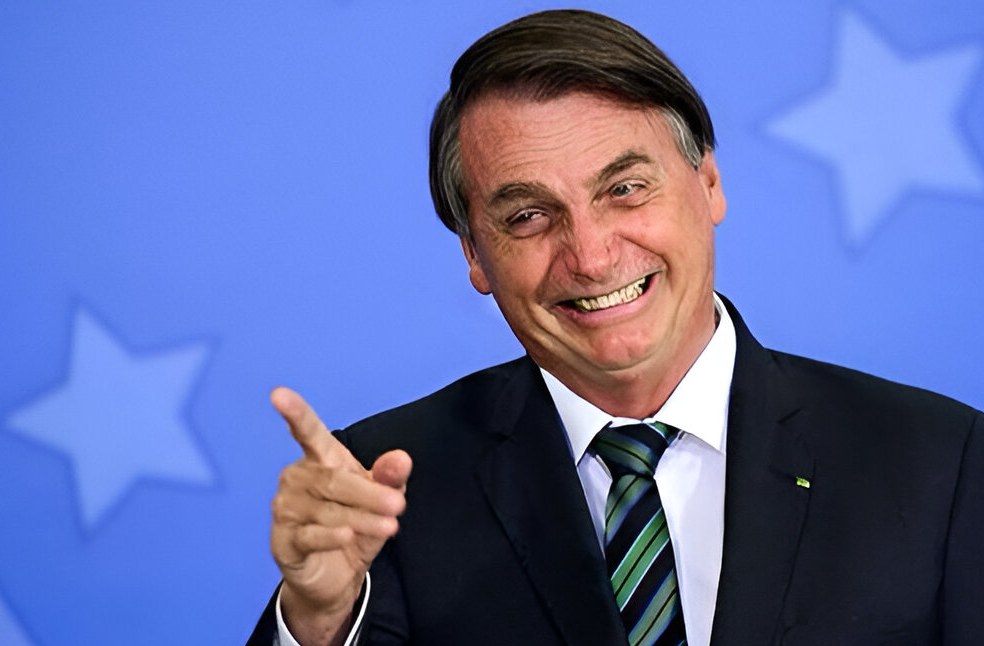 Brazil’s Supreme Court Imposes Curfew and Ankle Monitor on Bolsonaro Amid Coup Trial