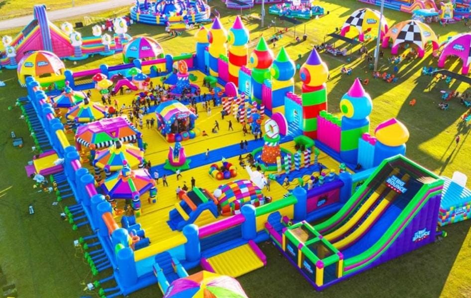 Al Khiran Mall hosts the Big Bounce Arabia for inflatable games