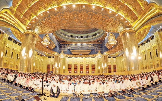 Grand Mosque welcomes worshipers back