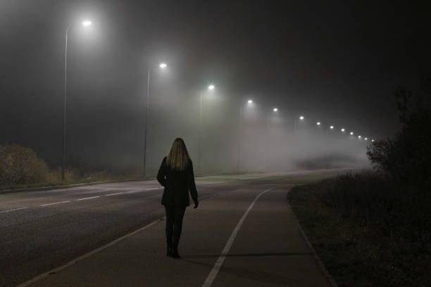 Most Oman Residents Feel Safe Walking Alone at Night: Report