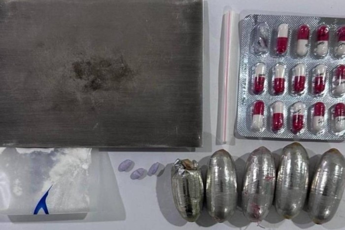European traveler caught with 80 grams of cocaine