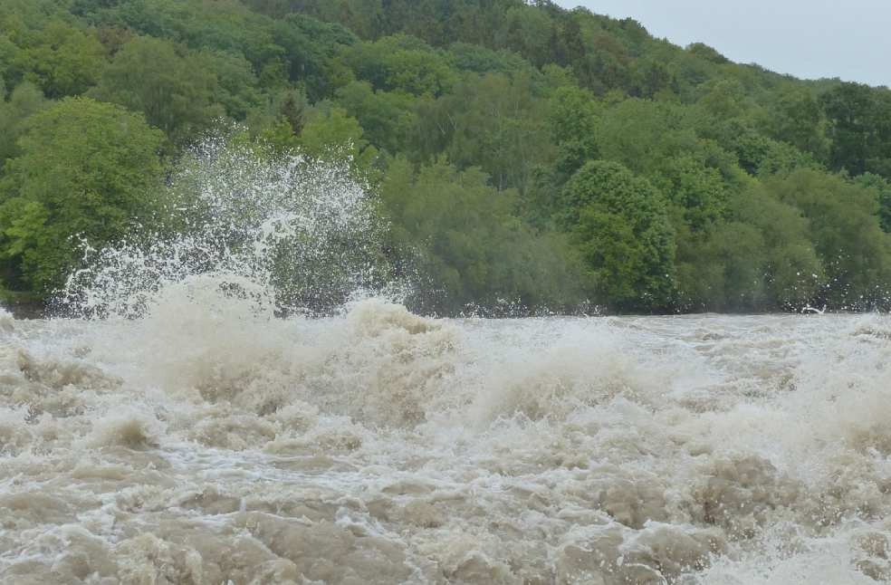 Texas Flash Floods Kill 24, Dozens of Children Missing from Summer Camp