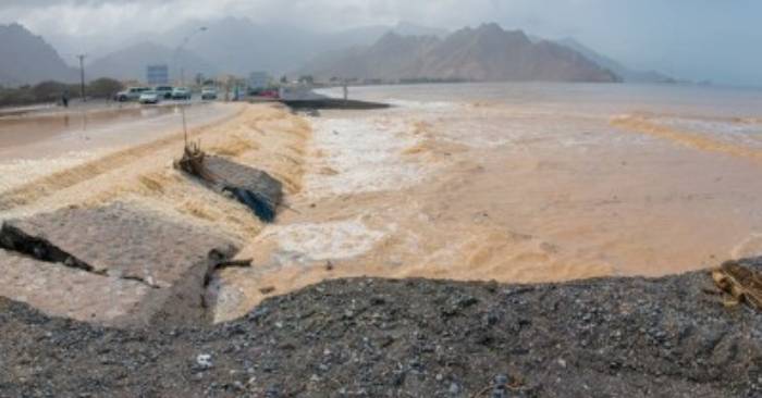 Torrential Rains Wreak Havoc in Oman During Eid: Roads Damaged, Homes Affected