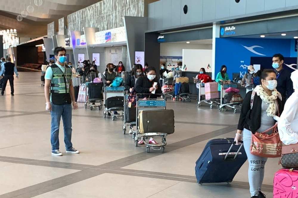 Kuwait denies exit permits for domestic workers via Sahl app